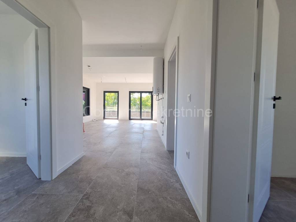 Apartman na moru, Prodaja, Privlaka, Privlaka