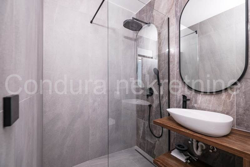 Apartman na moru, Prodaja, Privlaka, Privlaka