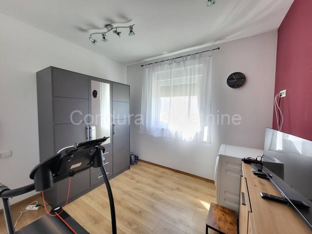 Apartman na moru, Prodaja, Vrsi, Zukve