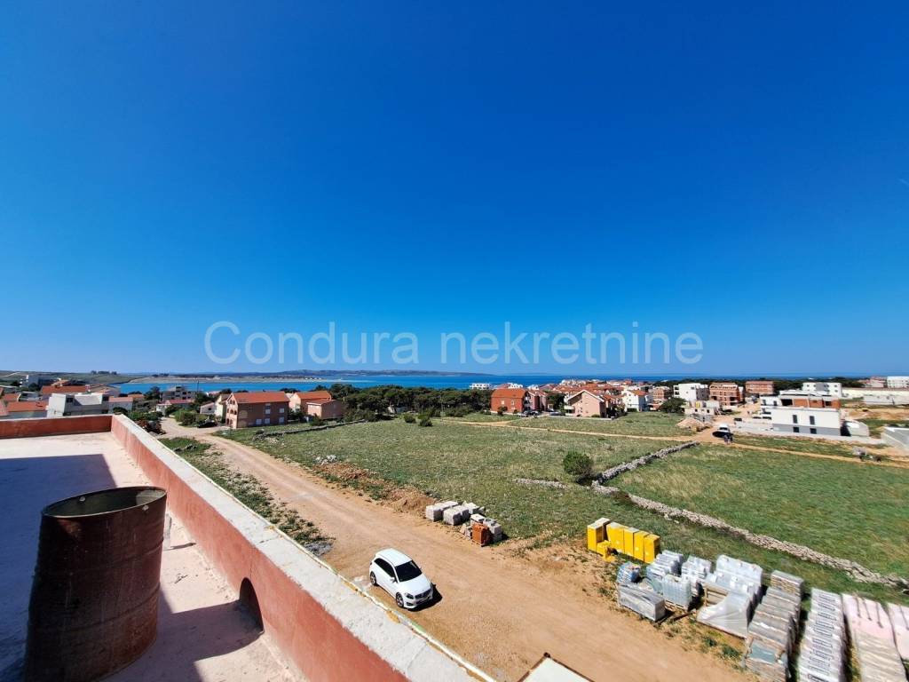 Apartman na moru, Prodaja, Povljana, Povljana