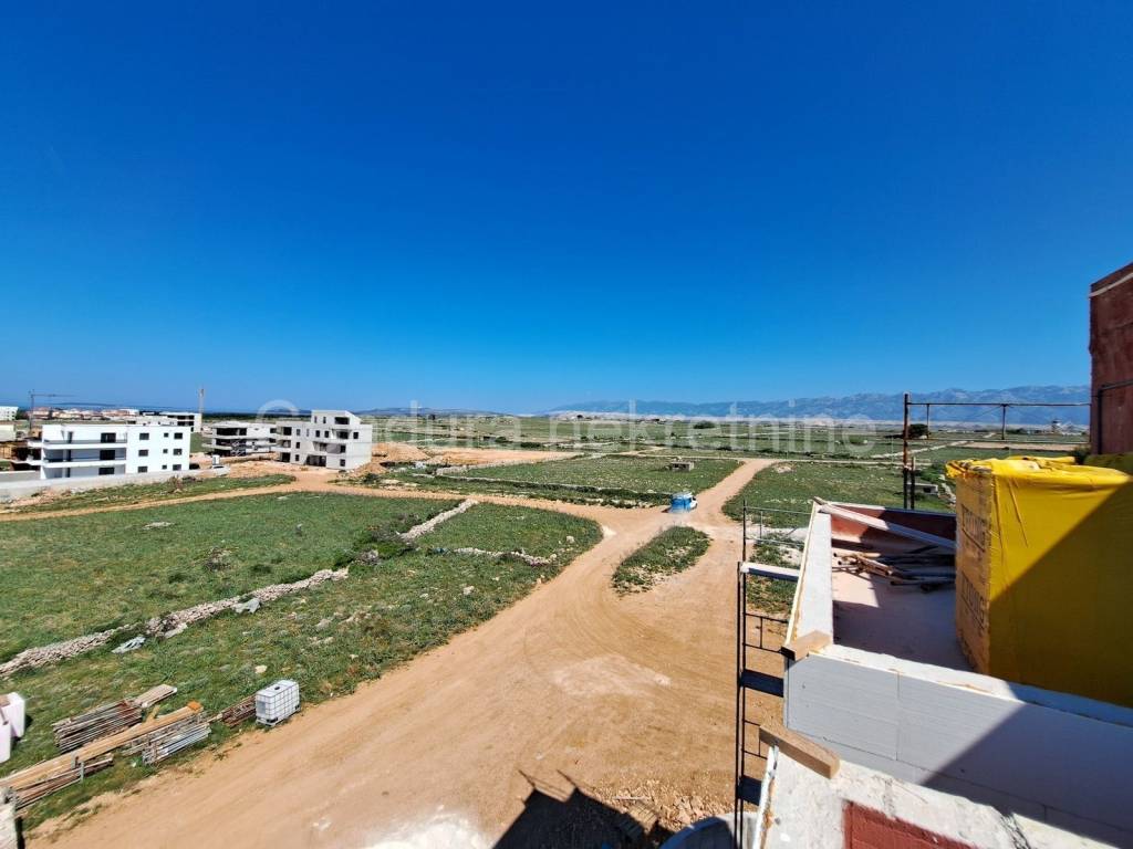 Apartman na moru, Prodaja, Povljana, Povljana