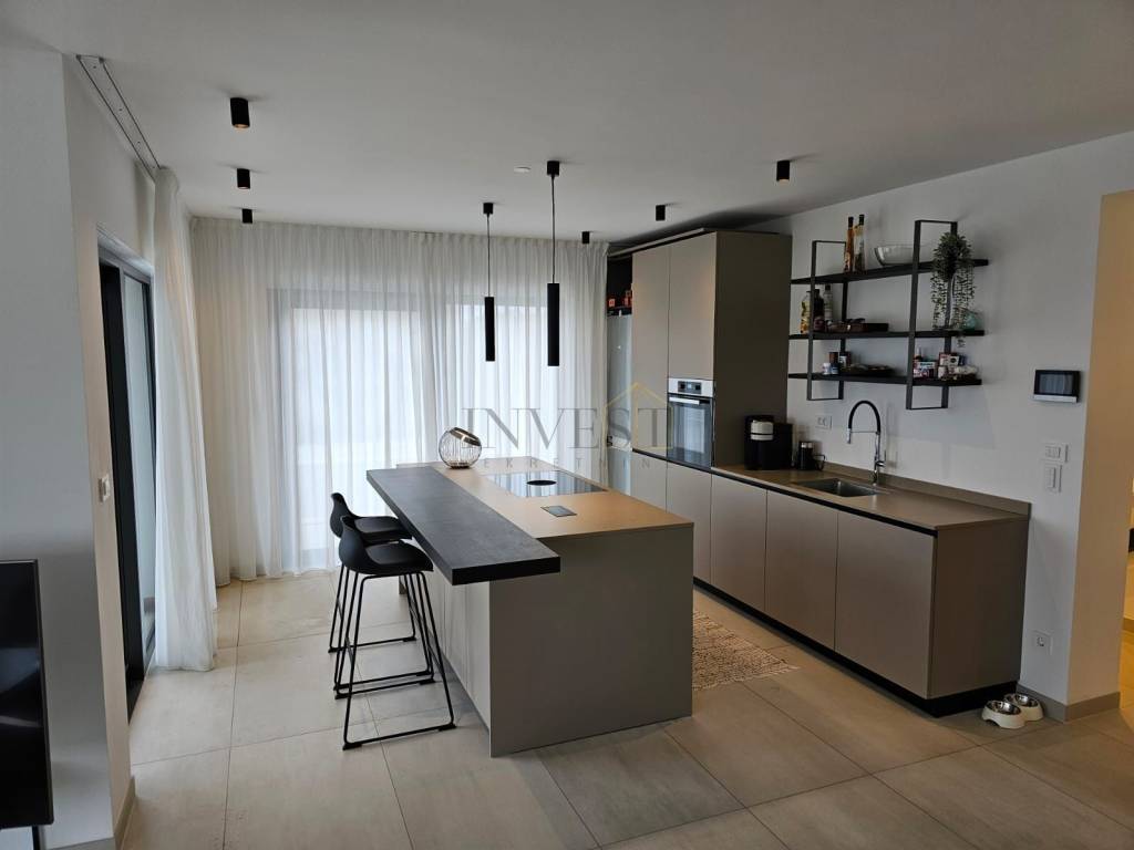 Luksuzna vila, Prodaja, Podstrana, Podstrana