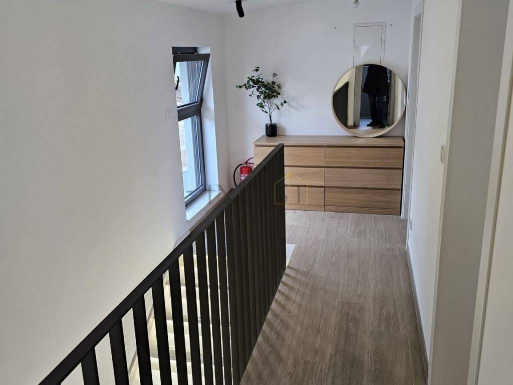 Luksuzna vila, Prodaja, Podstrana, Podstrana