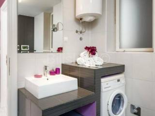 Stan u zgradi, Najam, Split, Split