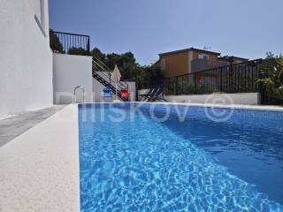 Stan u zgradi, Prodaja, Trogir, Čiovo