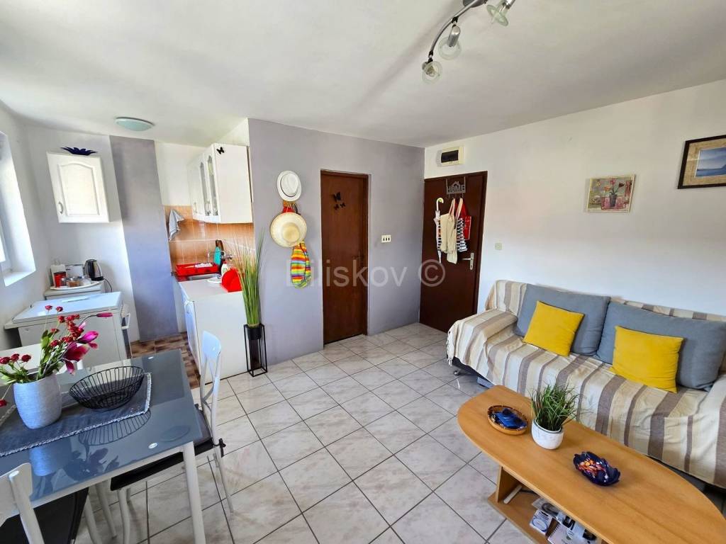 Stan u zgradi, Prodaja, Trogir, Čiovo