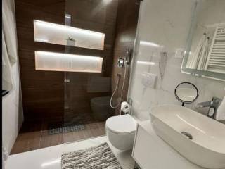 Stan u zgradi, Najam, Split, Split