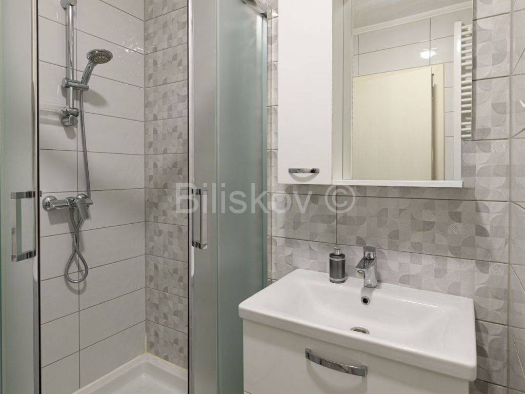 Stan u zgradi, Najam, Zagreb, Novi Zagreb - istok