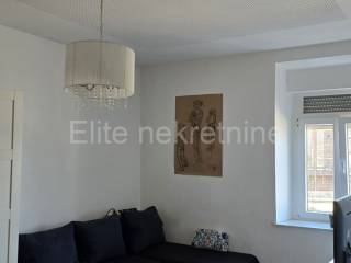 Stan u starijoj zgradi, Najam, Rijeka, Zapad