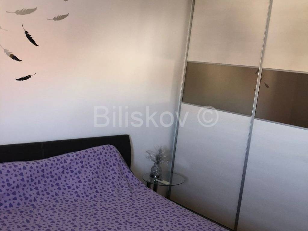 Stan u zgradi, Najam, Split, Split