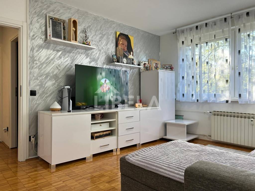 Stan u zgradi, Prodaja, Zagreb, Stenjevec