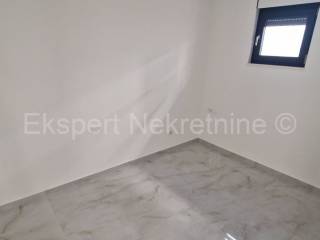 Stan u novogradnji, Prodaja, Okrug, Okrug Gornji