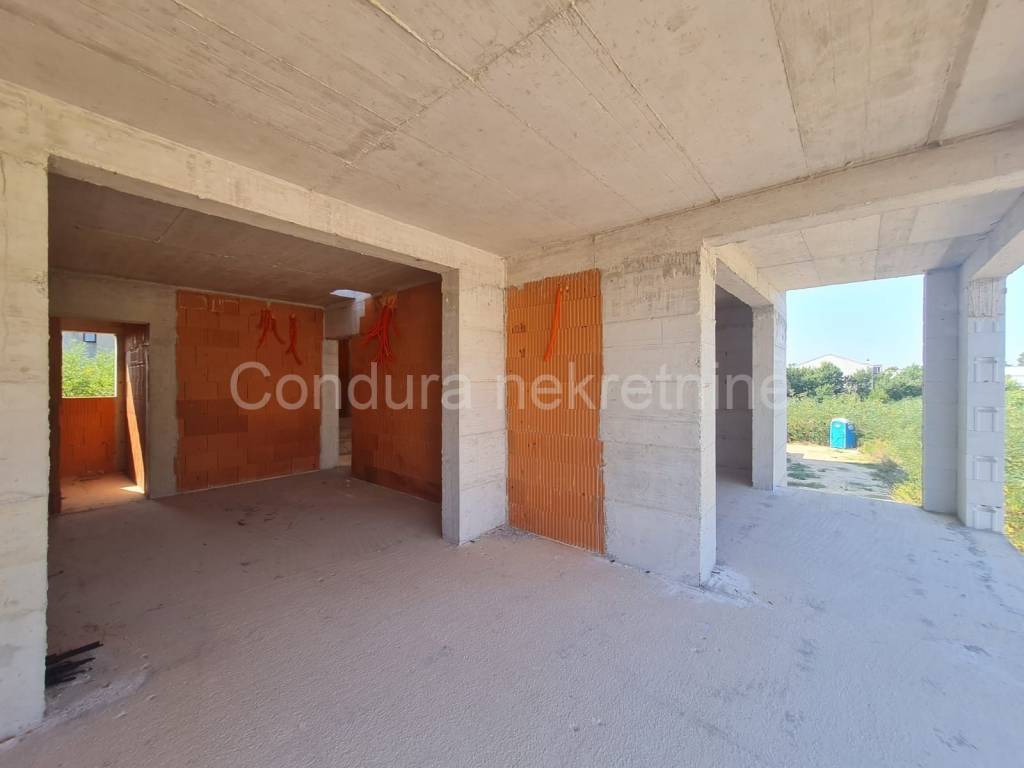 Kuća u izgradnji, Prodaja, Privlaka, Privlaka