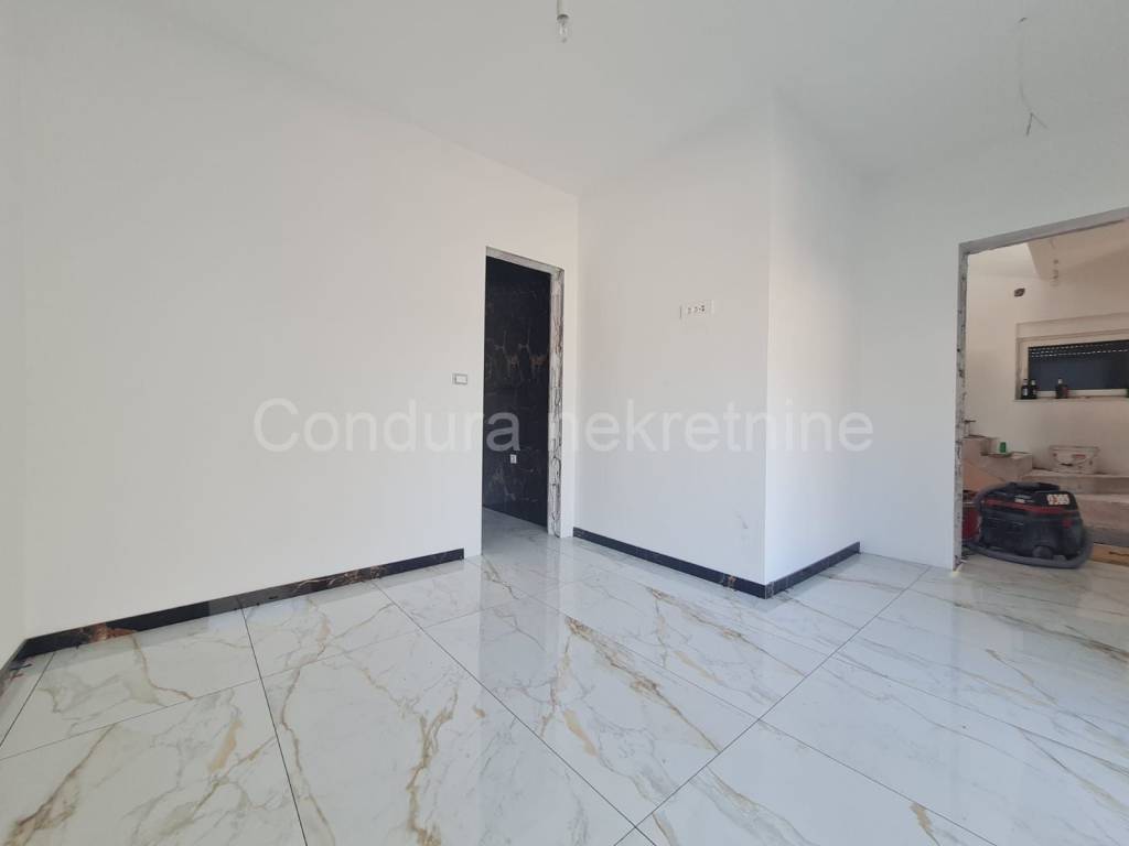 Vila, Prodaja, Vir, Vir