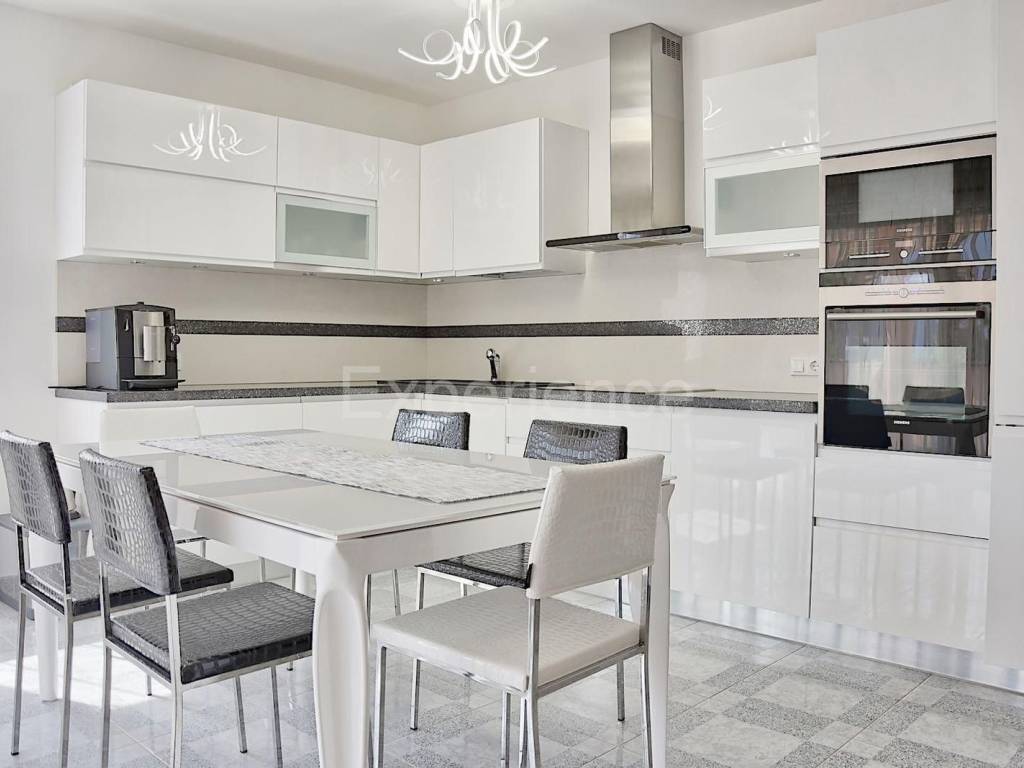 Stan u zgradi, Prodaja, Poreč, Poreč