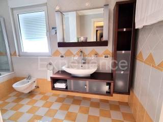 Stan u zgradi, Prodaja, Umag, Crveni Vrh