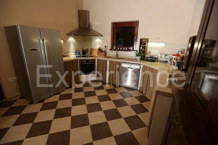 Vila, Prodaja, Svetvinčenat, Svetvinčenat