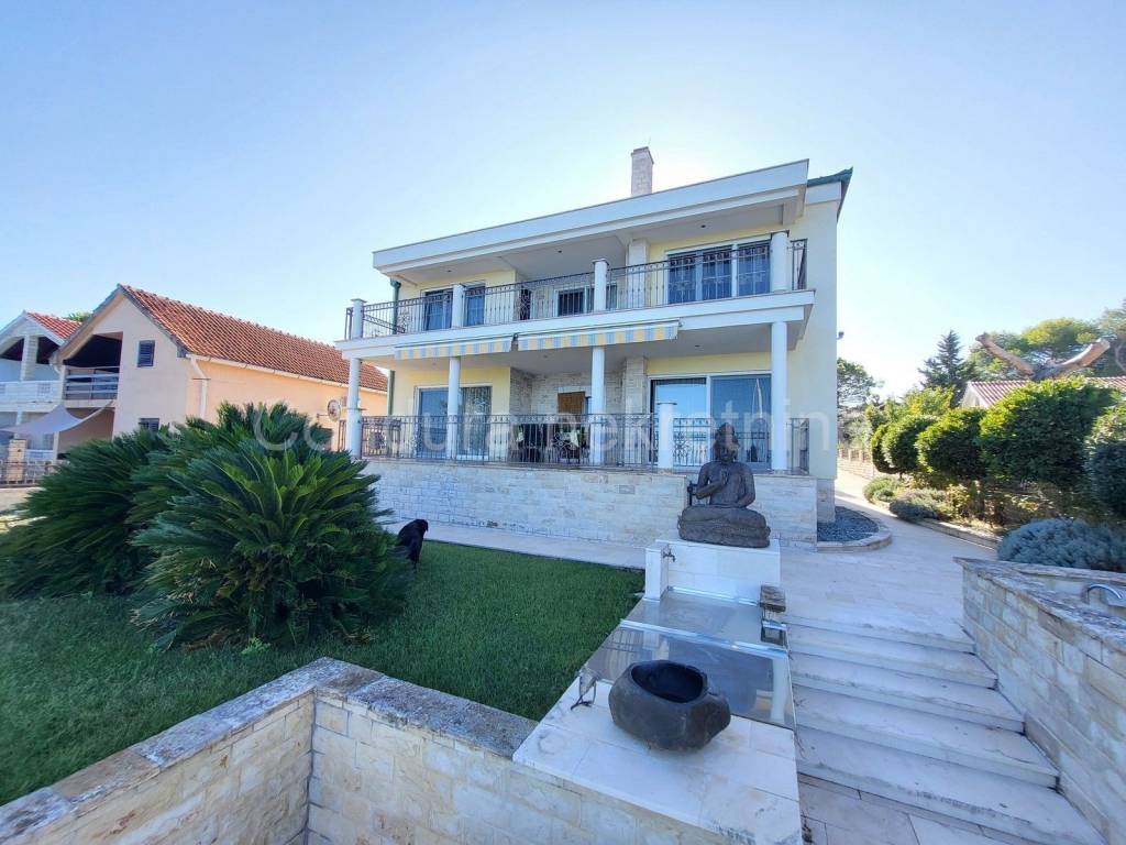 Luksuzna vila, Prodaja, Vrsi, Zukve