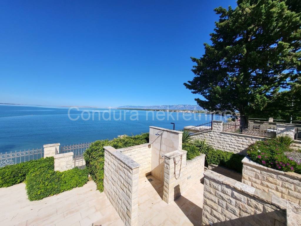 Luksuzna vila, Prodaja, Vrsi, Zukve