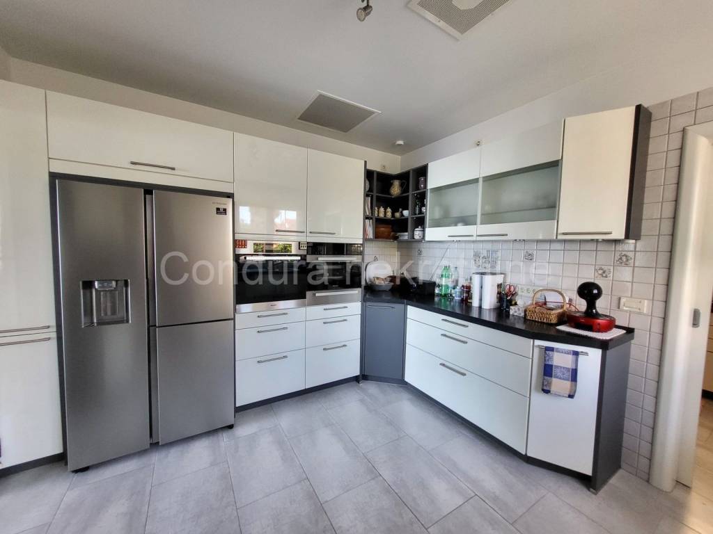 Luksuzna vila, Prodaja, Vrsi, Zukve