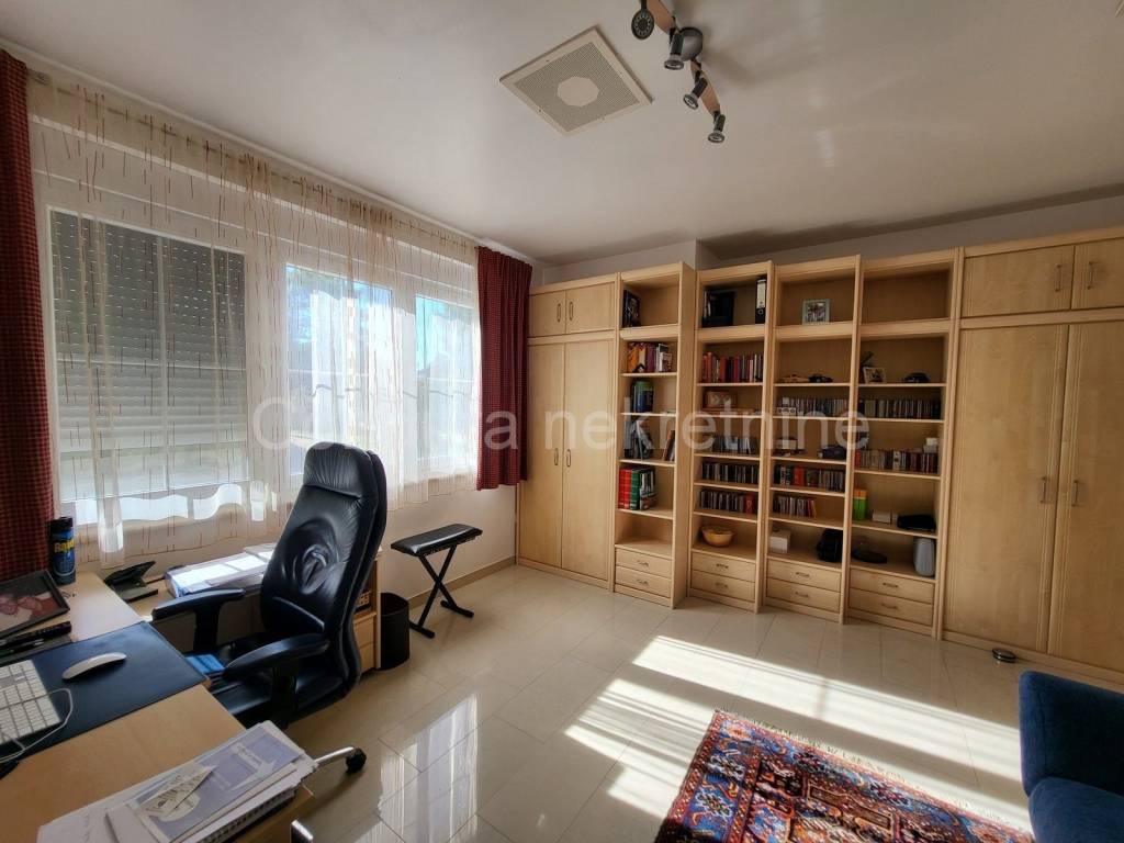 Luksuzna vila, Prodaja, Vrsi, Zukve