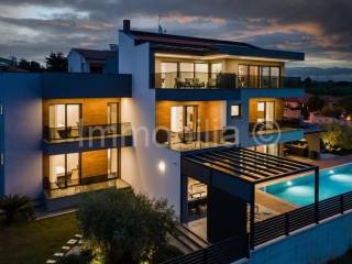 Vila, Prodaja, Fažana, Fažana