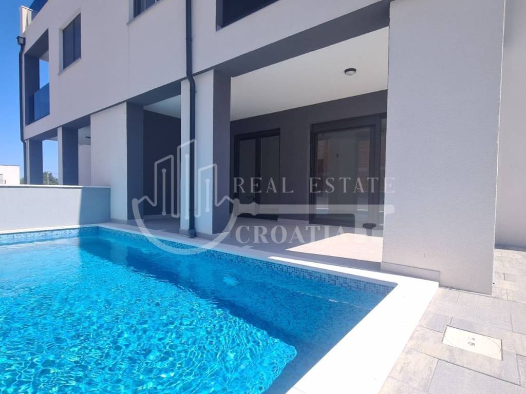 Luksuzna kuća, prodaja, Vrsi,Vrsi