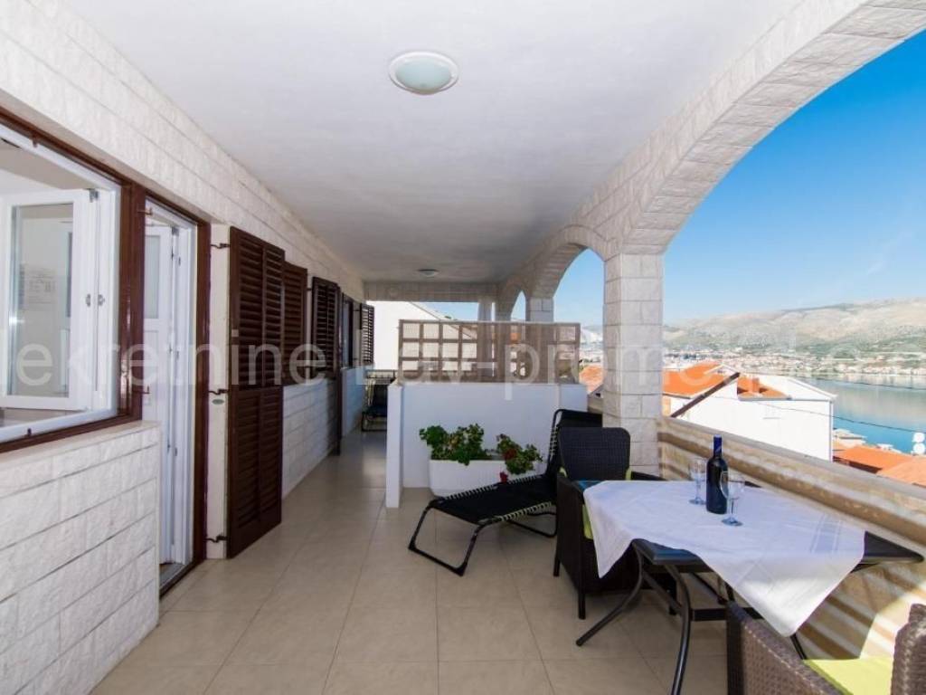 Nekretnina za odmor, Prodaja, Trogir - Okolica, Mastrinka