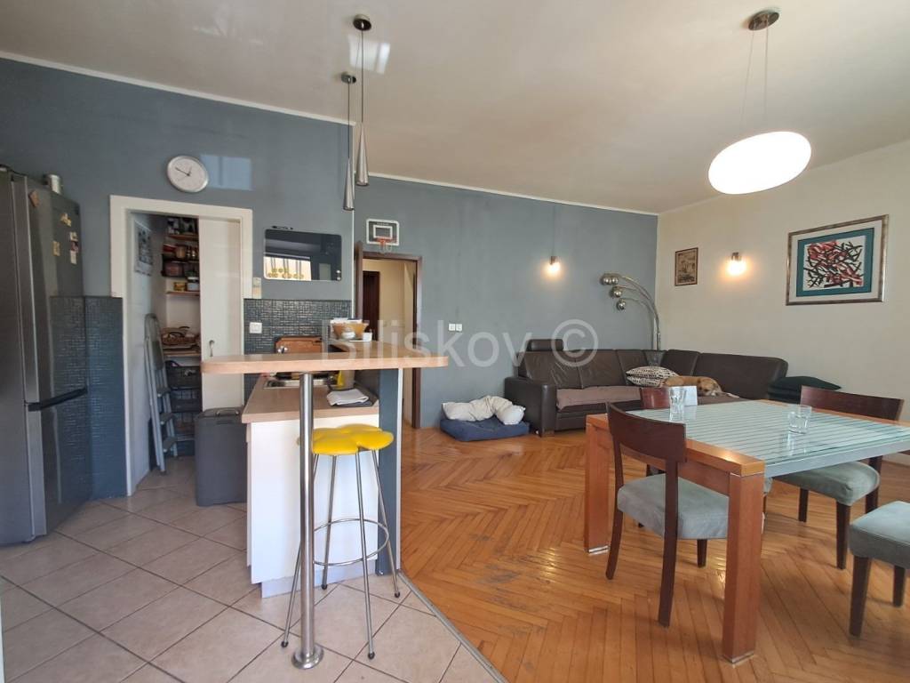 Stan u zgradi, Prodaja, Split, Split