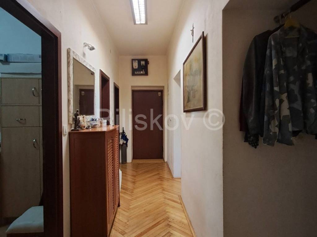 Stan u zgradi, Prodaja, Split, Split