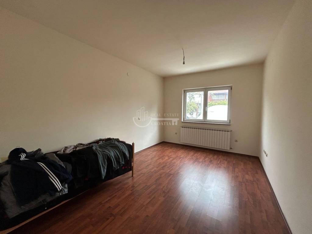 Stan u višeetažnoj kući, Prodaja, Zagreb, Sesvete