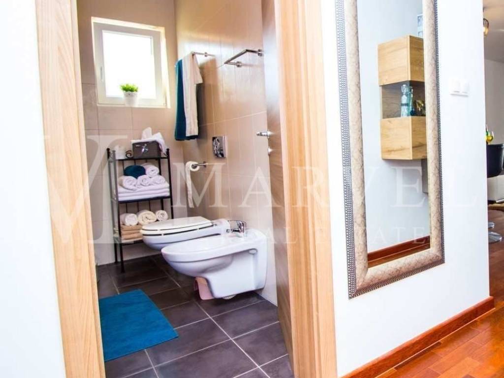 Apartman s okućnicom, Prodaja, Dobrinj, Šilo