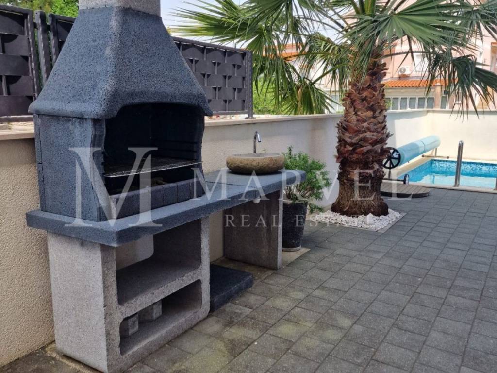 Apartman s okućnicom, Prodaja, Dobrinj, Šilo