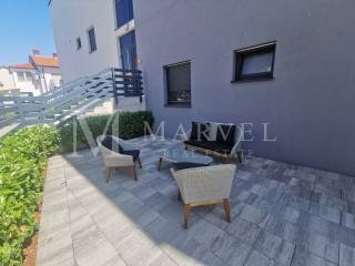 Apartman s okućnicom, Prodaja, Krk, Krk