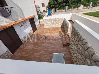 Apartman s okućnicom, Prodaja, Omišalj, Njivice