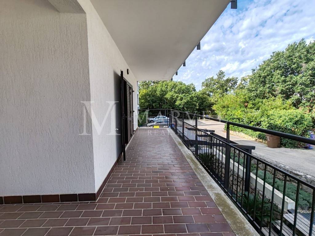 Apartman s okućnicom, Prodaja, Omišalj, Njivice