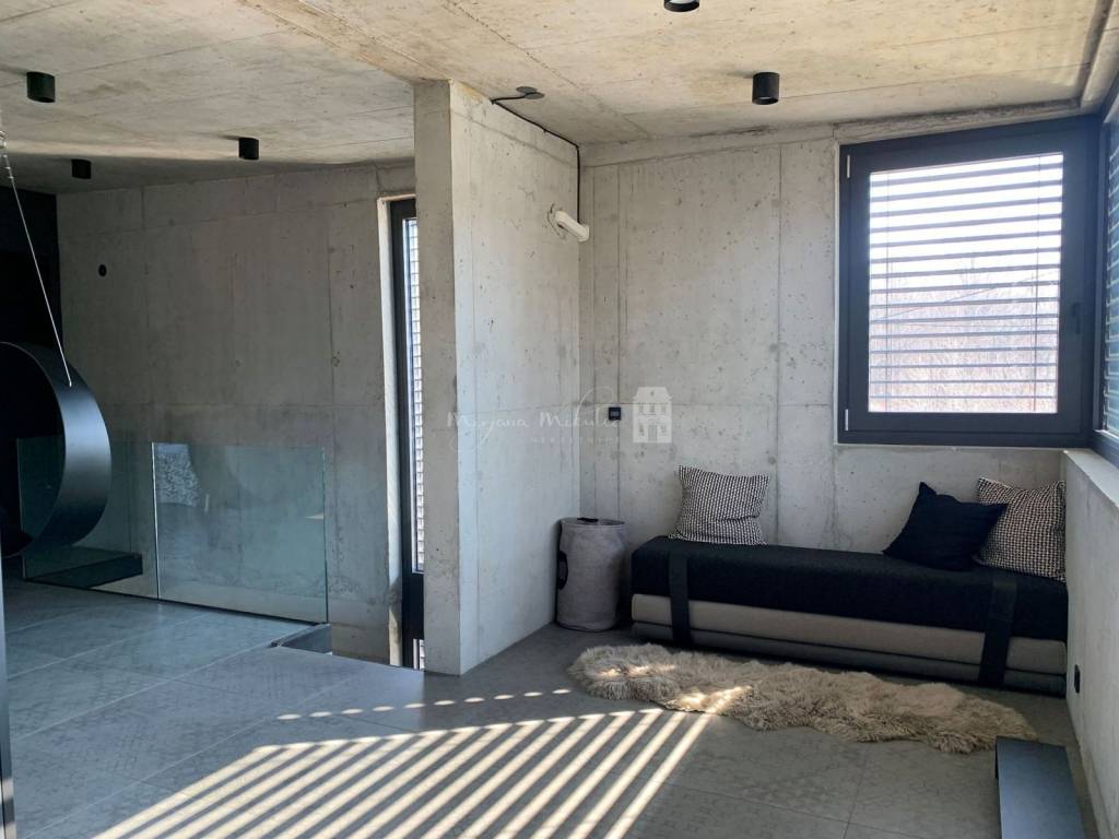 Luksuzna kuća, Prodaja, Zagreb - Okolica, Brezovica