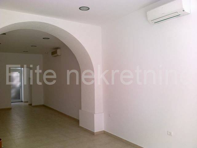 Trgovina, Prodaja, Pula, Pula