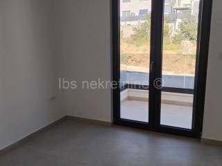 Stan u novogradnji, Prodaja, Okrug, Okrug Gornji