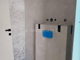 Stan u novogradnji, Prodaja, Okrug, Okrug Gornji