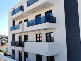 Stan u novogradnji, Prodaja, Okrug, Okrug Gornji