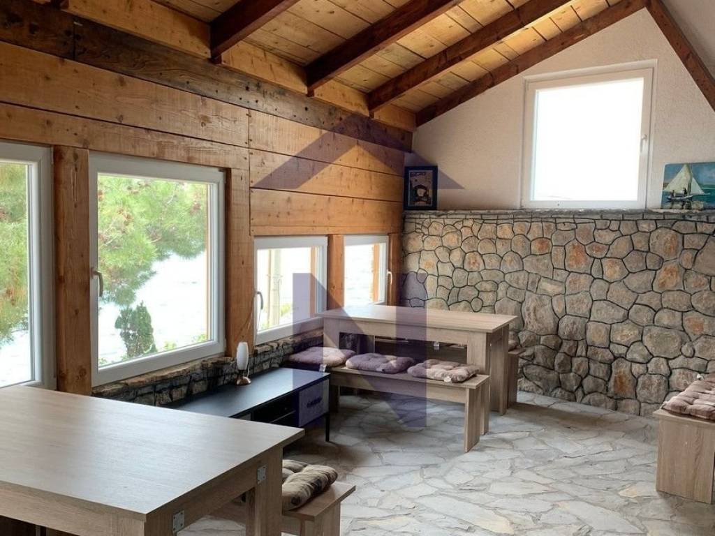 Stambeno poslovni objekt, Prodaja, Karlobag, Karlobag