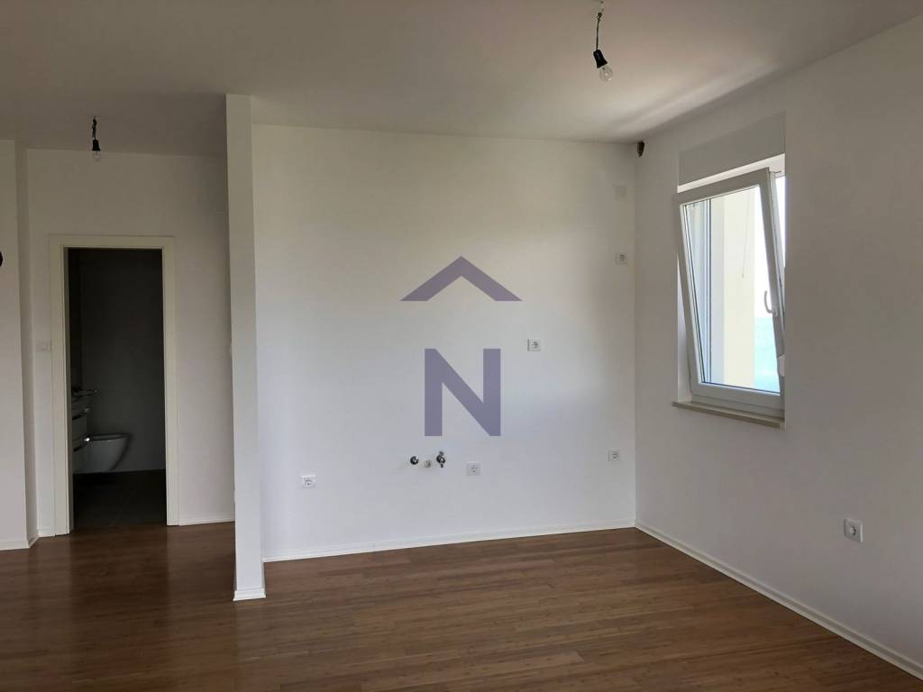 Stan u zgradi, Prodaja, Povljana, Povljana