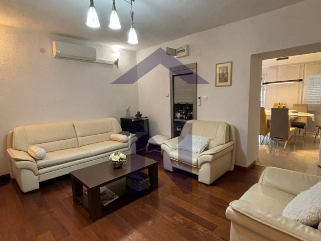 Dvojna kuća, Prodaja, Pirovac, Pirovac