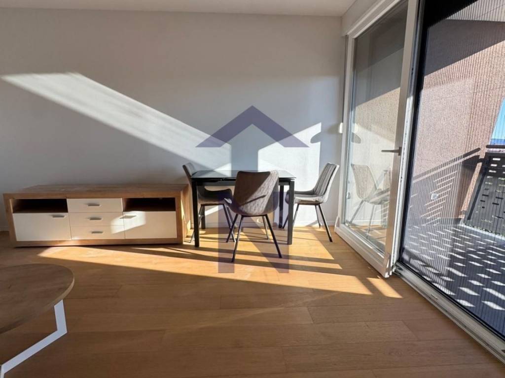 Stan u zgradi, Najam, Zadar, Zadar