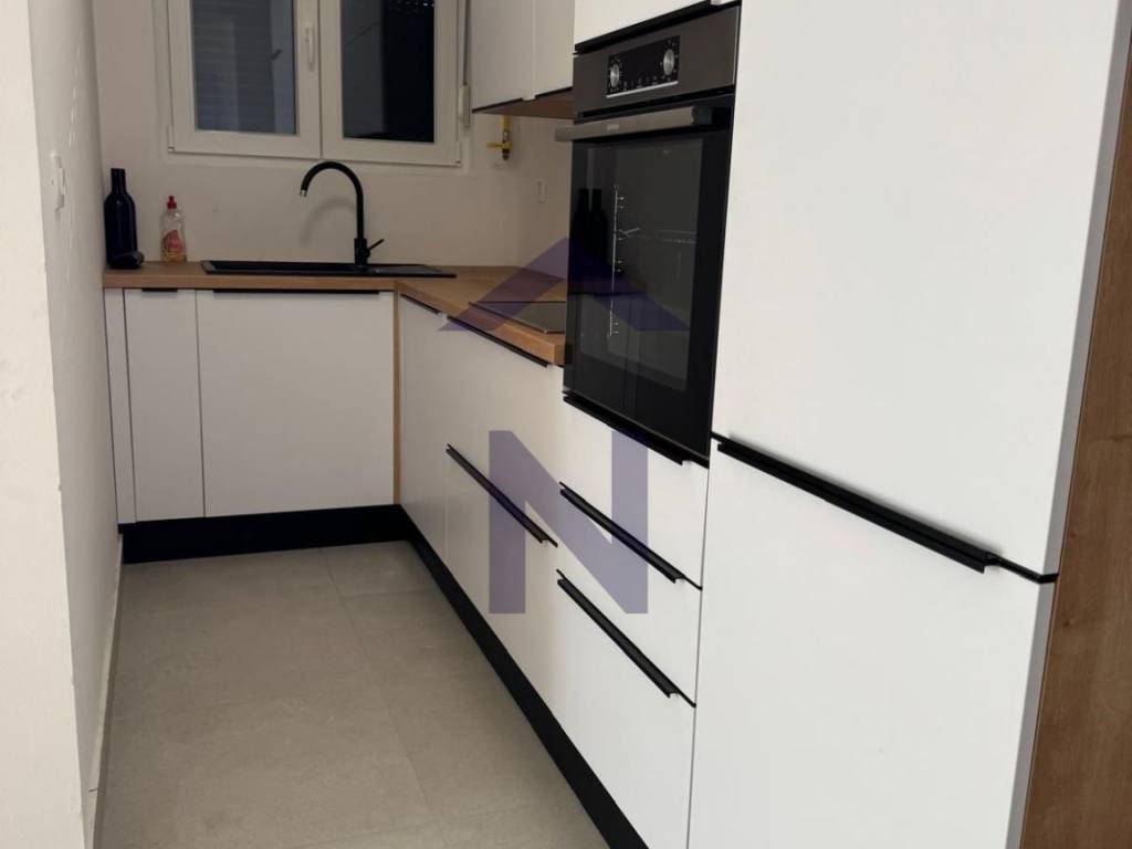 Stan u zgradi, Najam, Zadar, Zadar