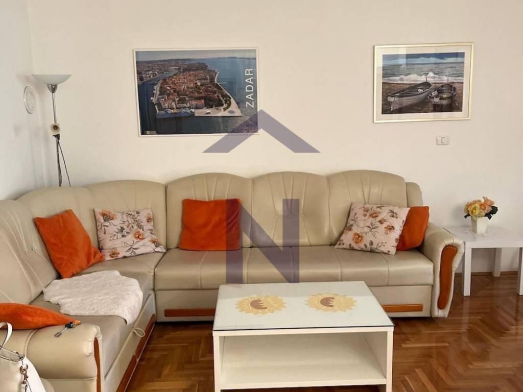 Stan u zgradi, Najam, Zadar, Zadar