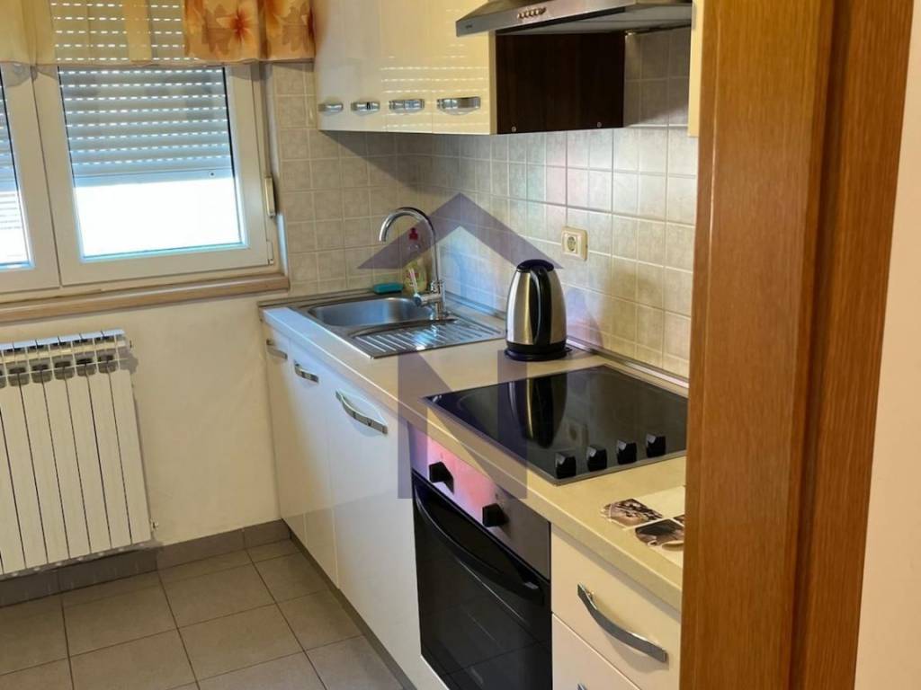 Stan u zgradi, Najam, Zadar, Zadar