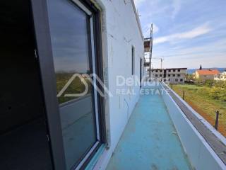 Apartman na moru, Prodaja, Privlaka, Privlaka