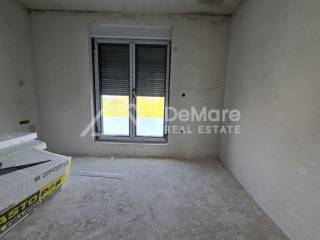Apartman na moru, Prodaja, Privlaka, Privlaka